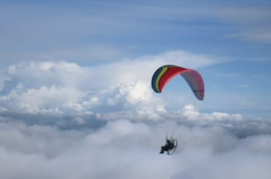 kester haynes flying with paramotor